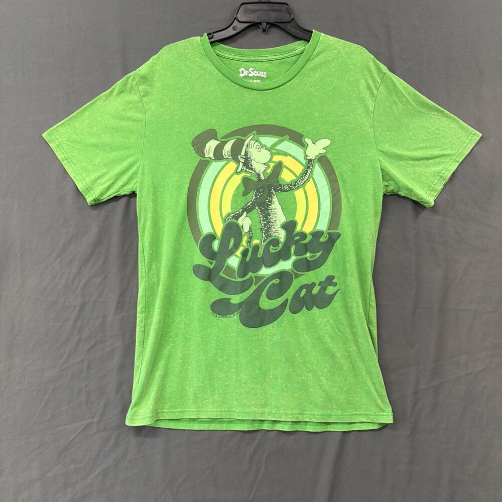 Men's Large Tshirt Dr. Seuss Lucky Cat Graphic Green Short Sleeve Shirt